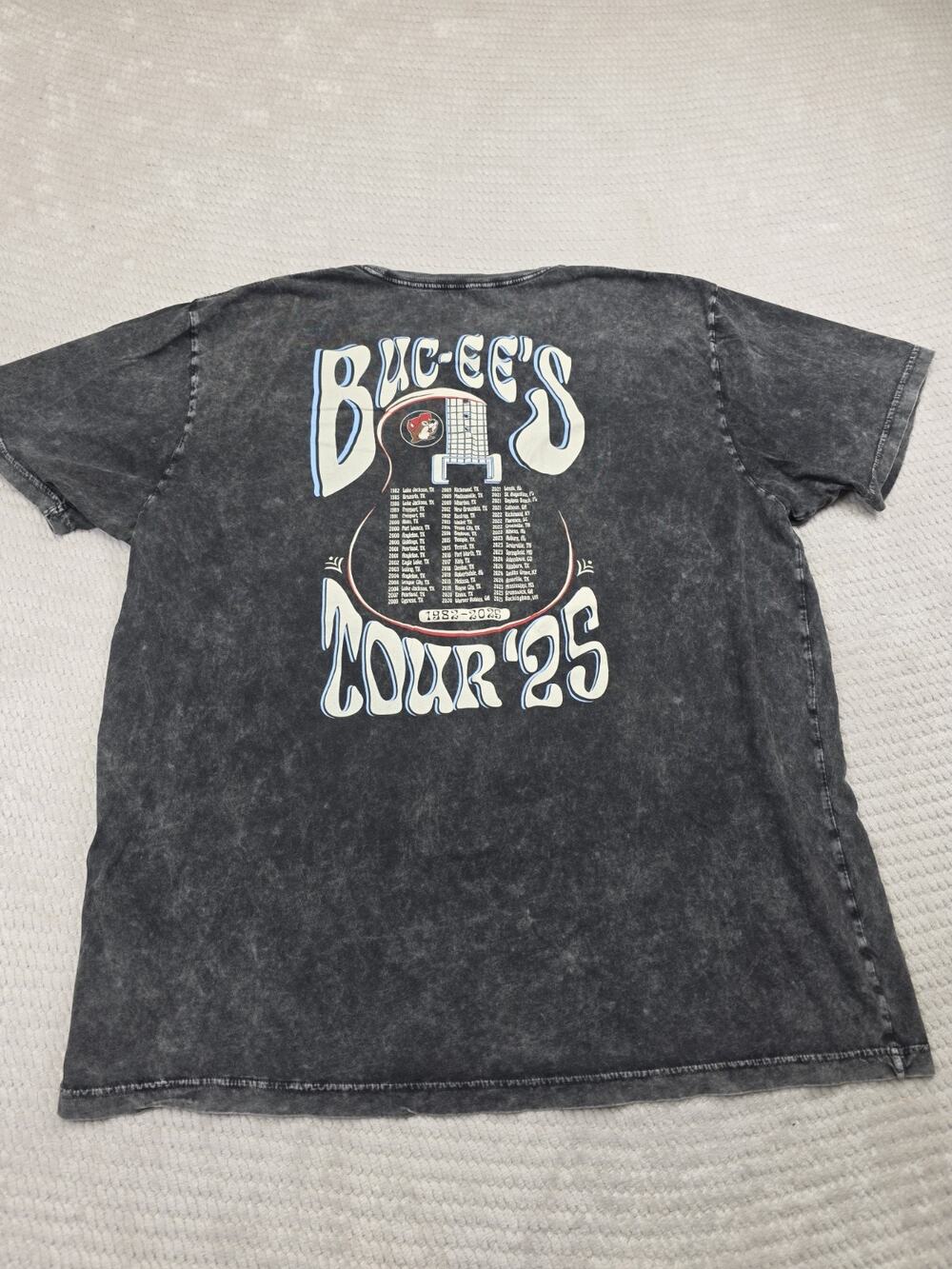Bucees Shirt Adult 2X Bucees Tour Acid Wash